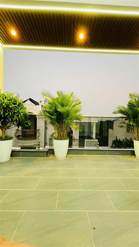 Chủ thiện chí giảm 400tr nhà phố 5 tầng70m2hoa khôi xóm kế bên sông vàm thuật giáp gò vấpđường9m