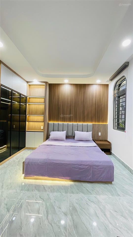 Chủ thiện chí giảm 400tr nhà phố 5 tầng70m2hoa khôi xóm kế bên sông vàm thuật giáp gò vấpđường9m