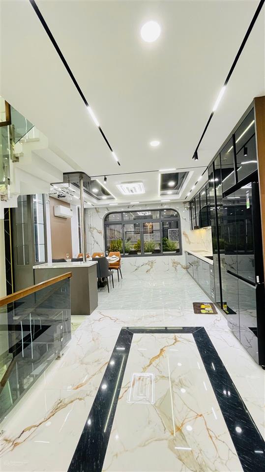 Chủ thiện chí giảm 400tr nhà phố 5 tầng70m2hoa khôi xóm kế bên sông vàm thuật giáp gò vấpđường9m