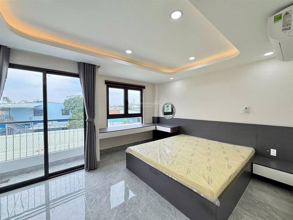 Nhỉnh 6 tỷ nhà phố xây mới ngang 4,5m , 5 tầng full nt. đối diện bia tiger quận 12