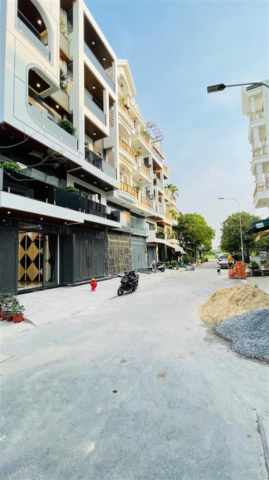 Nhà phố thang máy thạnh lộc 29  xây mới 2026 khu vip ngã 4 ga  1/ ngắn đường 12m , nhỉnh 8 tỷ