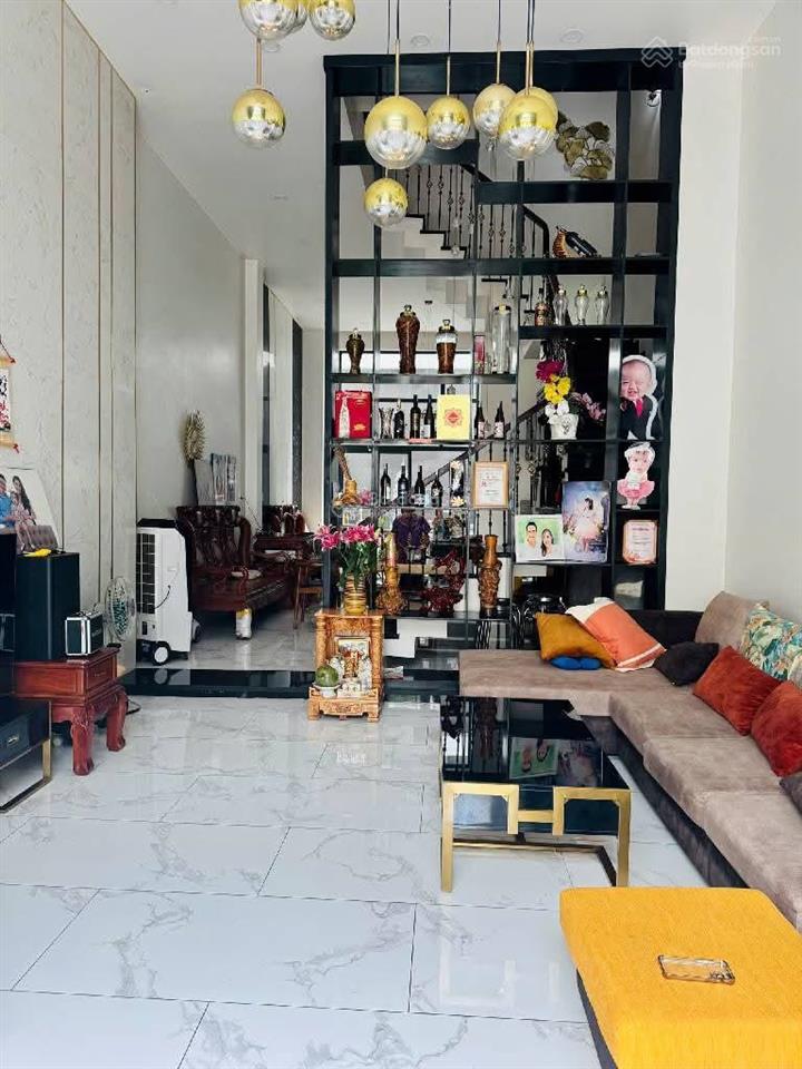 Siêu phẩm nhà 4 tầng  100m2 ngang 5m bề thế  kdc an sương đường 10m  đông hưng thuận, q.12.