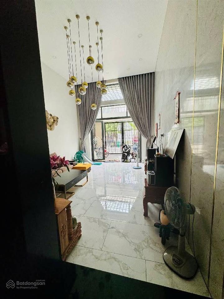 Siêu phẩm nhà 4 tầng  100m2 ngang 5m bề thế  kdc an sương đường 10m  đông hưng thuận, q.12.