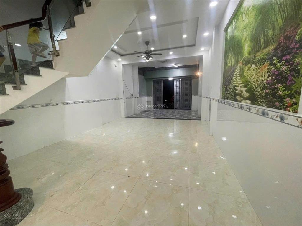 Ngộp chủ gấp bán căn nhà phố ngang 5m kdc hiệp thành city  nguyễn thị búp q12  chỉ 8 tỷ bớt lộc
