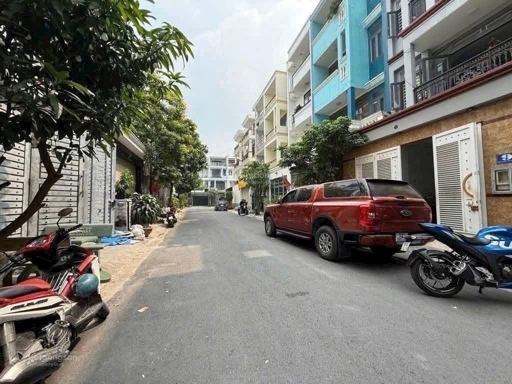 Ngộp chủ gấp bán căn nhà phố ngang 5m kdc hiệp thành city  nguyễn thị búp q12  chỉ 8 tỷ bớt lộc