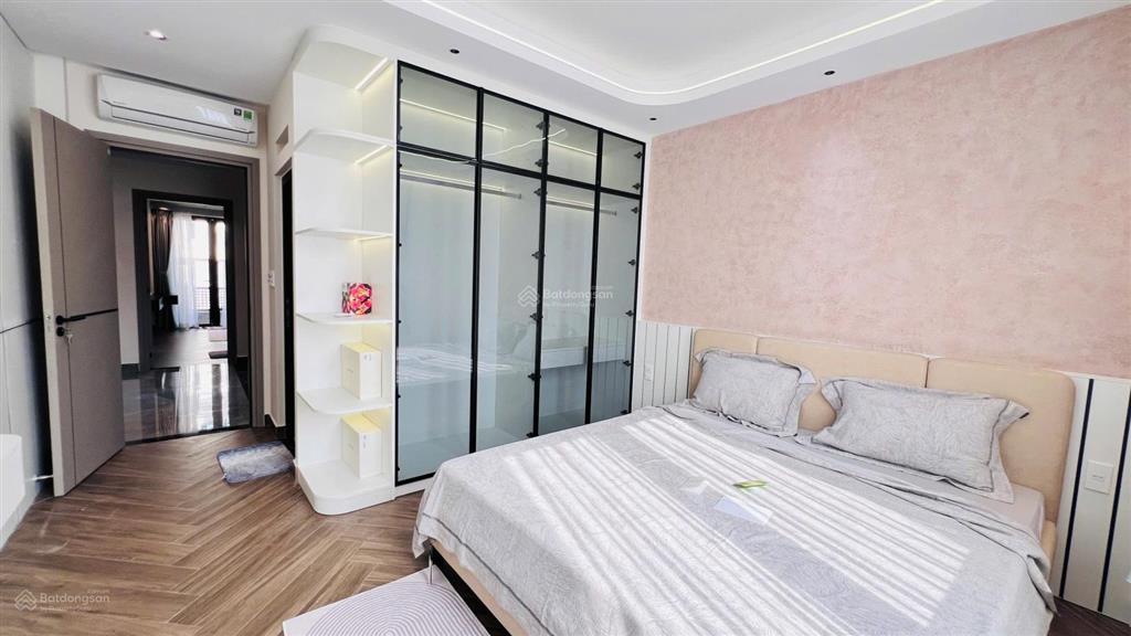 Lên sóng em siêu phẩm 5 tầng đường trần thị cờ có ô thang máy  nhỉnh 6 tỷ  p.thới an