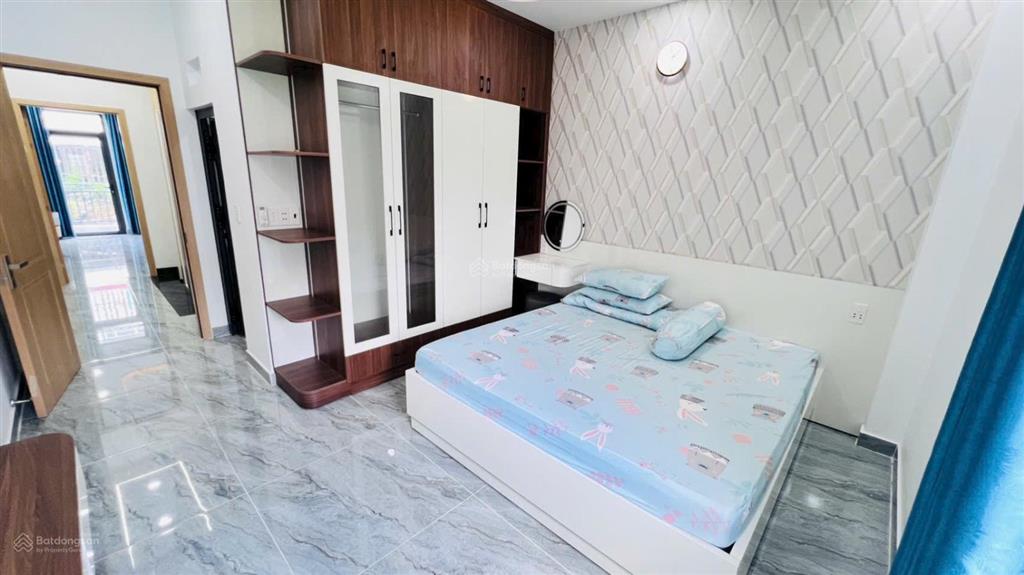 Nhỉnh 6 tỷ  siêu phẩm 72m2  có thang máy 450kg, xây mới giá rẻ đường lê văn khương  hẻm 6m thông
