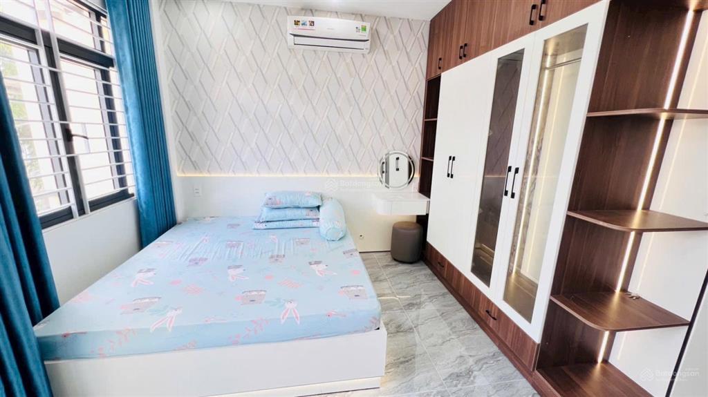 Nhỉnh 6 tỷ  siêu phẩm 72m2  có thang máy 450kg, xây mới giá rẻ đường lê văn khương  hẻm 6m thông