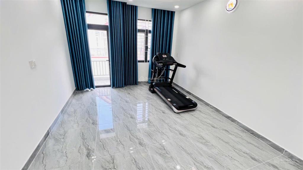 Nhỉnh 6 tỷ  siêu phẩm 72m2  có thang máy 450kg, xây mới giá rẻ đường lê văn khương  hẻm 6m thông