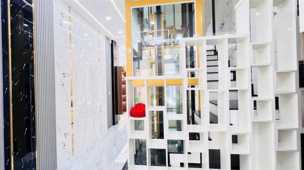 Nhỉnh 6 tỷ  siêu phẩm 72m2  có thang máy 450kg, xây mới giá rẻ đường lê văn khương  hẻm 6m thông