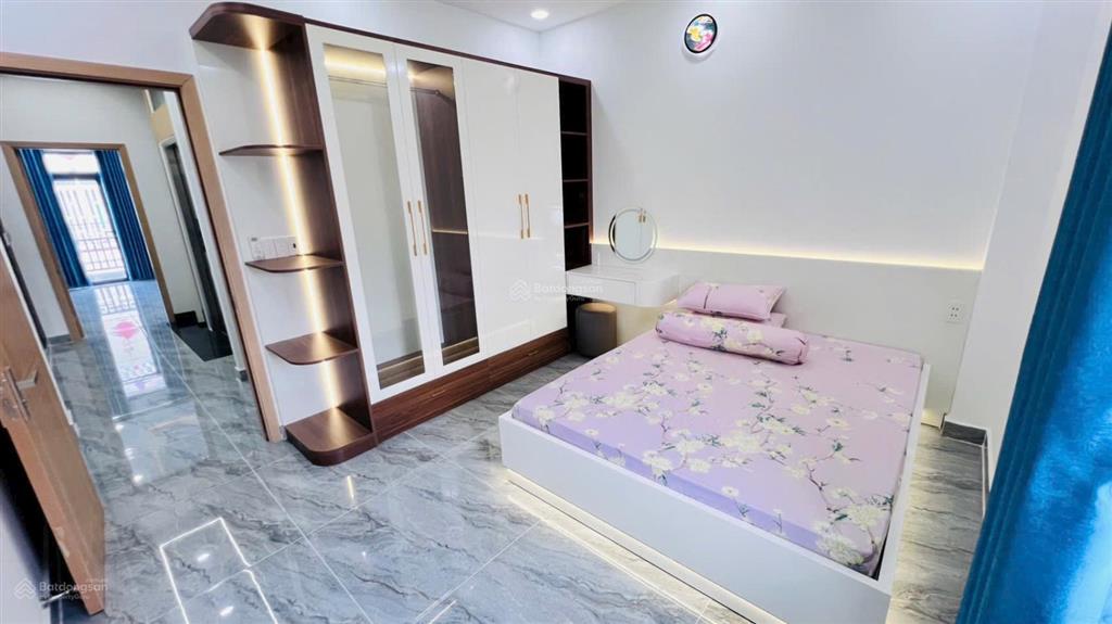 Nhỉnh 6 tỷ  siêu phẩm 72m2  có thang máy 450kg, xây mới giá rẻ đường lê văn khương  hẻm 6m thông