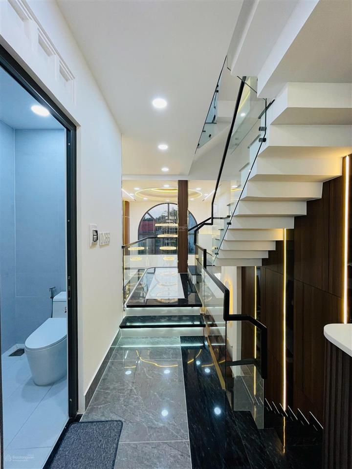 Anh chủ kẹt vốn hạ sốc 400 triệu nhỉnh 6 tỷ  nhà phố flappyhome thiết kế bao đỉnh, 5 tầng btct
