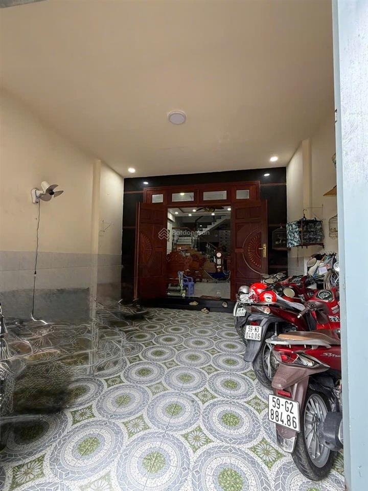 6.89 tỷ  96.7m2 ngang 5.2m bề thế 4 tầng lầu  1/ ngắn đường tân thới hiệp 21 đang mở rộng 25m