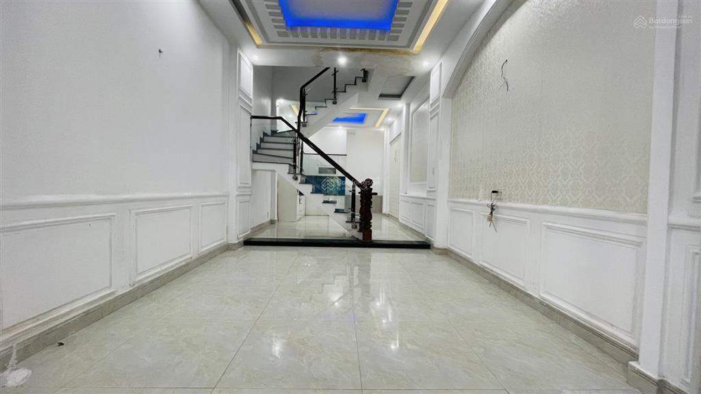 5.45 tỷ  1/ ngắn đường 7m thạnh xuân 22  ngay chợ minh phát  61m2  3 tầng btct