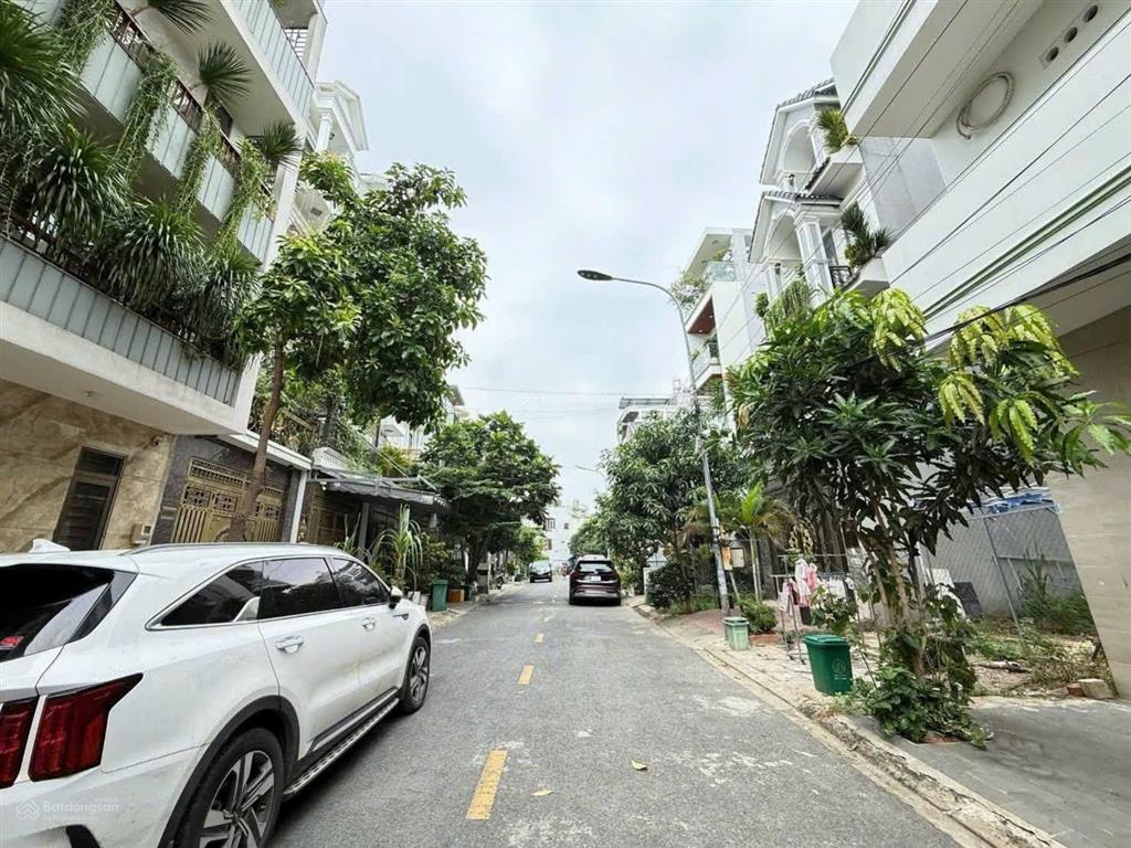 Còn 01 lô đất đẹp khu phân lô đường nhựa 12m. đường hiệp thành 4582m2 full thổ cưtrung tâm q.12