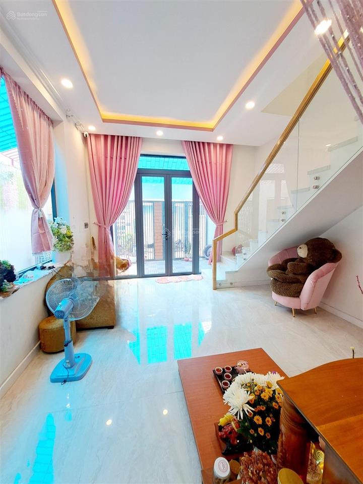 5.6 tỷbiệt thự mini phong cách màu hồng cực chất92m2  2 tầng  hẻm 7m ngay nguyễn văn quá q.12