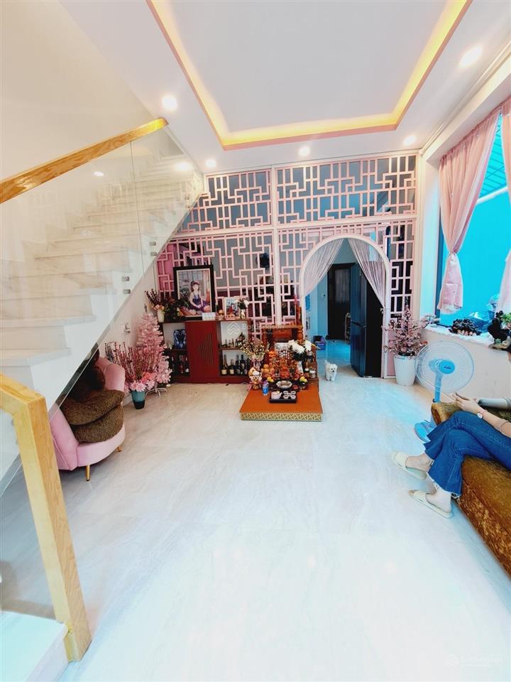 5.6 tỷbiệt thự mini phong cách màu hồng cực chất92m2  2 tầng  hẻm 7m ngay nguyễn văn quá q.12
