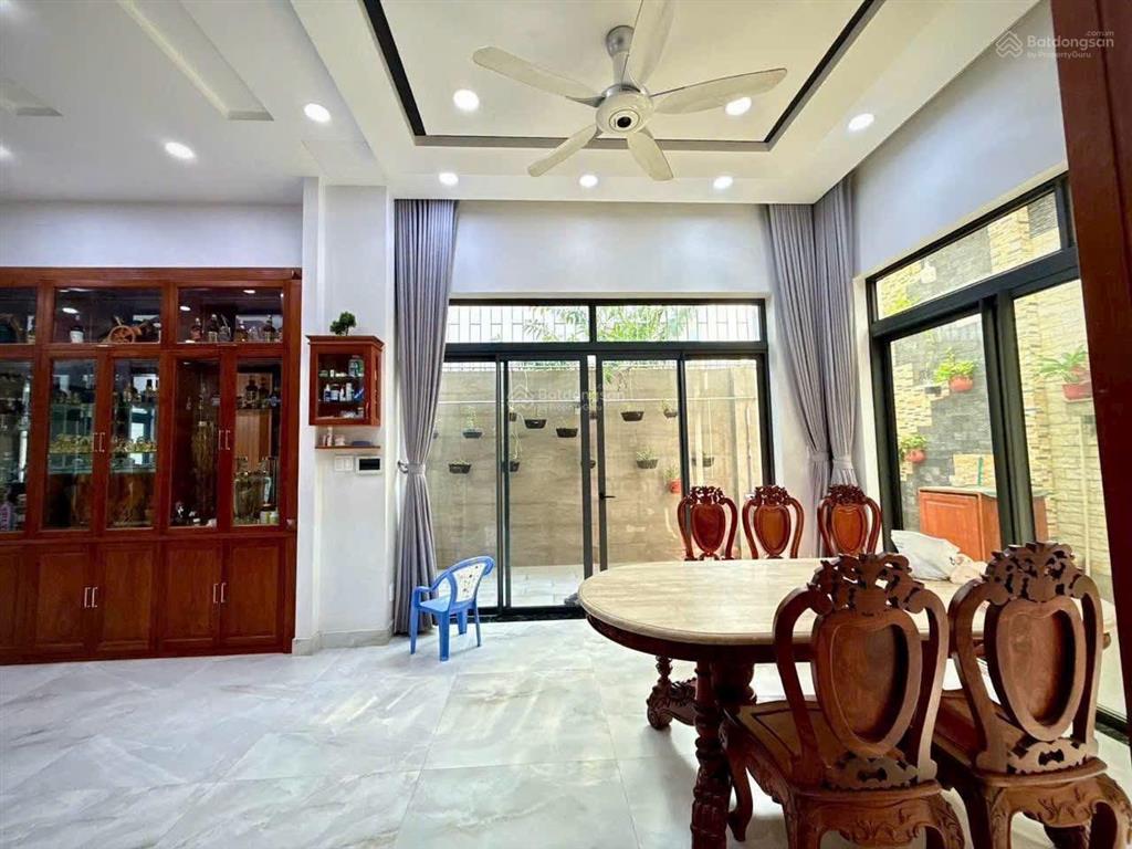 Bán biệt thự kdc phú nhuận  lê thị riêng quận 12  200m2 ngang 10m  đường nội bộ 20m thông bàn cờ