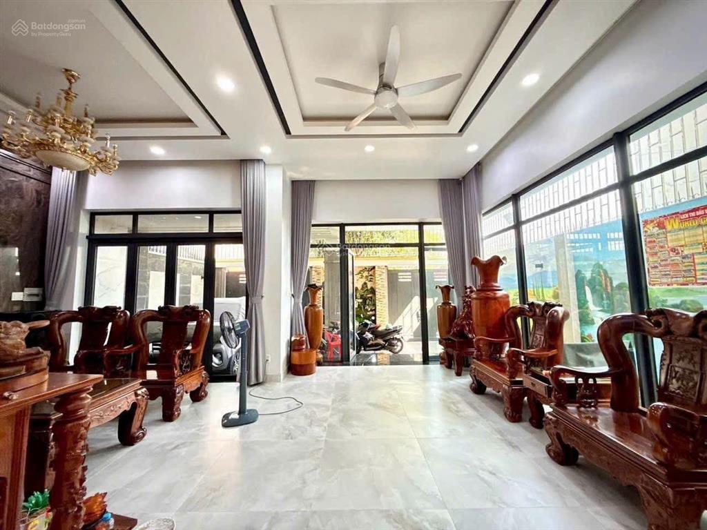 Bán biệt thự kdc phú nhuận  lê thị riêng quận 12  200m2 ngang 10m  đường nội bộ 20m thông bàn cờ
