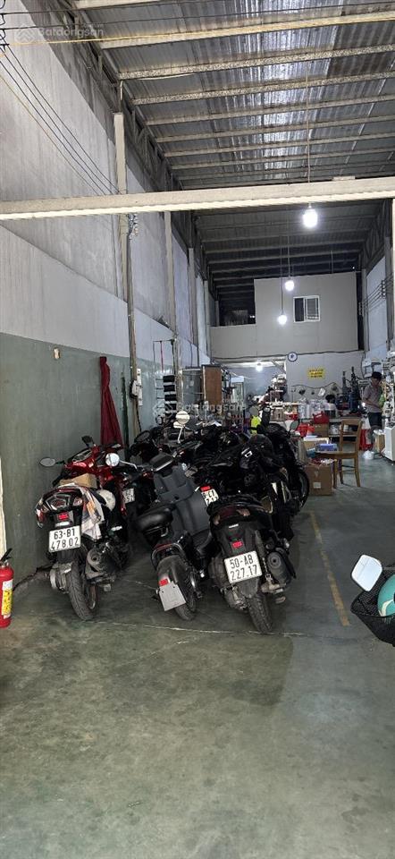 Chính chủ cần bán nhà xưởng đường tl41, phường thạnh lộc, quận 12