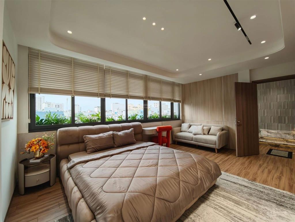 Nhà 4 tầng ,huỳnh tấn phát p.phú thuận q7,nhà sang trọng,đẹp,hêm 3 gác,khu dân cư hiện hữu