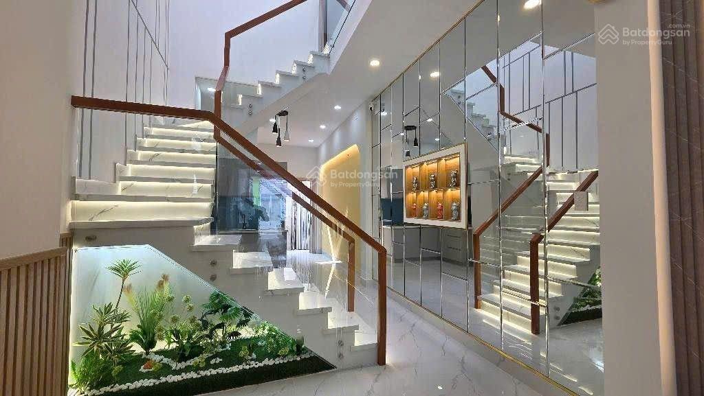 Bán nhà siêu đẹp đông hưng thuận quận 12, 65m2, sổ hồng riêng giá giảm sốc chỉ 3.99 tỷ