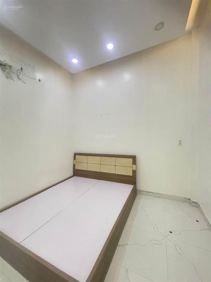 Nhà đẹp lê thị hà  trung tâm hóc môn  63m2  shr ko quy hoạch, ko lộ giới  nhỉnh 3 tỷ