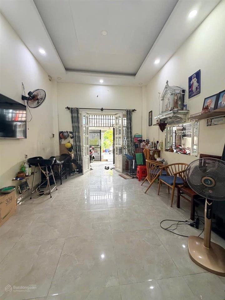 Hẻm xe hơi 5m  nguyễn văn quá  shr  61m2  chỉ 4 tỷ (còn bớt)