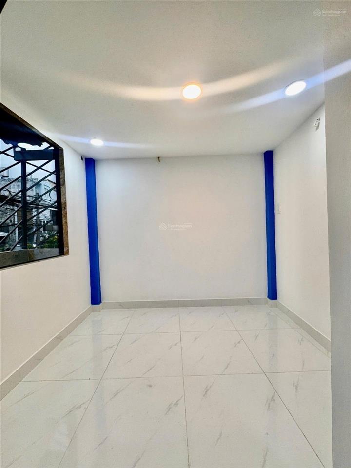 Bán nhà sổ hồng riêng siêu rẻ  1/ nguyễn kiệm phú nhuận  giá chỉ 1 tỷ 790 triệu  dòng tiền sẵn