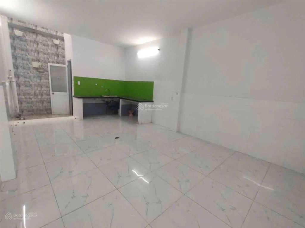 Nhà đẹp vị trí đẹp ngay trần thị năm  nguyễn ánh thủ q12  60m2  shr  hẻm xe hơi  chỉ nhỉnh 4tỷ