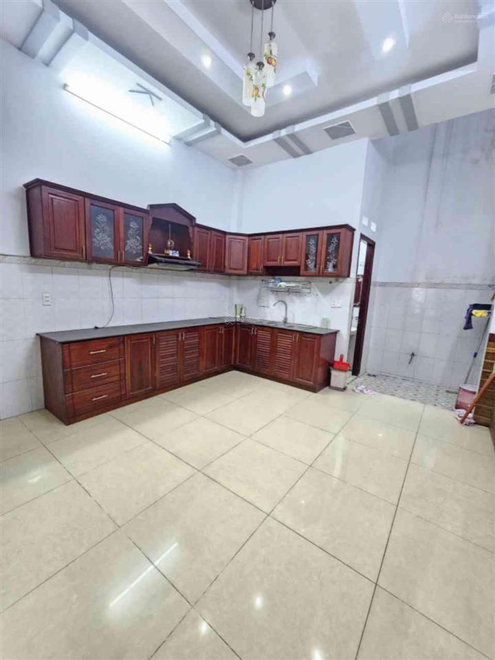 Nhà đẹp huỳnh thị hai  gần 70m2  full thổ cư  4 phòng ngủ  hẻm xe tải  chỉ nhỉnh 5 tỷ