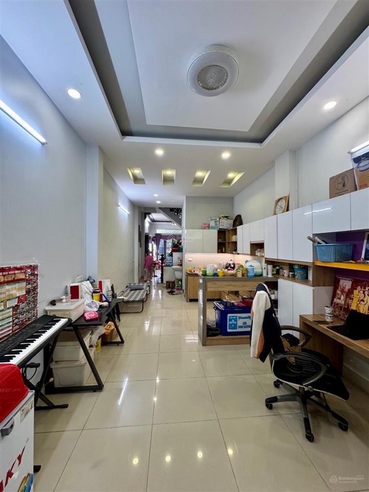 Nhà vip ngay tô ngọc vân, thạnh xuân  5 phút tới thống nhất gò vấp  90m2  shr  chỉ nhỉnh 4 tỷ