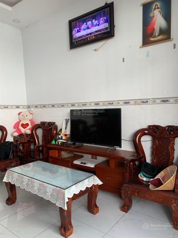 Nhà vài bước chân ra mặt tiền phan văn hớn  bà điểm hóc môn dt khủng 88m2  sổ hồng riêng 3.x ty