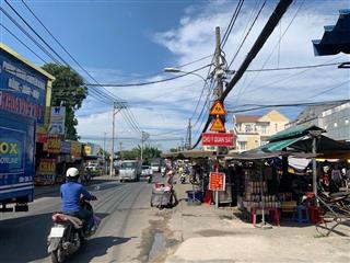 Nhà vài bước chân ra mặt tiền phan văn hớn  bà điểm hóc môn dt khủng 88m2  sổ hồng riêng 3.x ty
