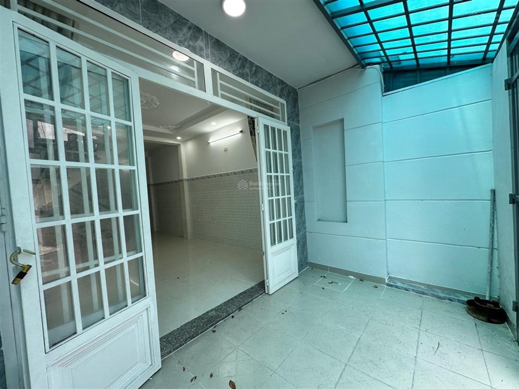 Nhà đẹp ở ngay  ngonbổ rẻ  60m2 3 pn hẻm xe hơi  chỉ 3.x  hiệp thành q12  nguyễn ảnh thủ