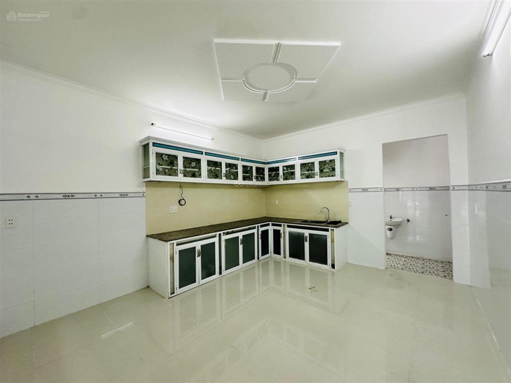 Nhà đẹp ở ngay  ngonbổ rẻ  60m2 3 pn hẻm xe hơi  chỉ 3.x  hiệp thành q12  nguyễn ảnh thủ