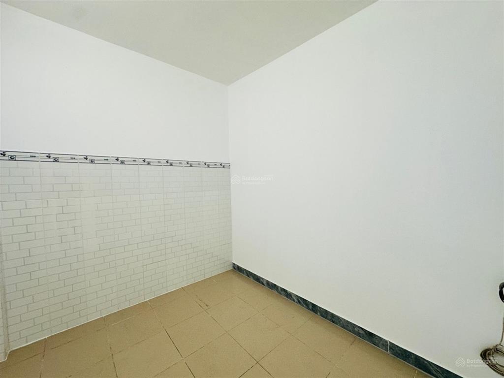 Nhà đẹp ở ngay  ngonbổ rẻ  60m2 3 pn hẻm xe hơi  chỉ 3.x  hiệp thành q12  nguyễn ảnh thủ