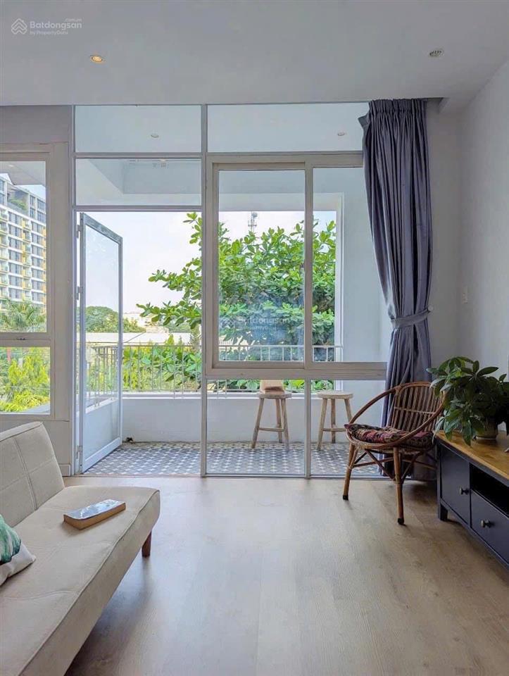 Cho thuê căn hộ quận 3 võ văn tần gần hồ con rùa bancol tách bếp thoáng mát giáp quận 1 trung tâm