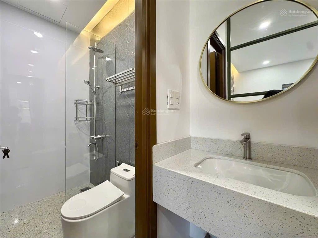 Cho thuê căn hộ mini quận 10 full nt ban công thoáng gần cầu vượt 3/2 vạn hạnh mall đh ueh huflit