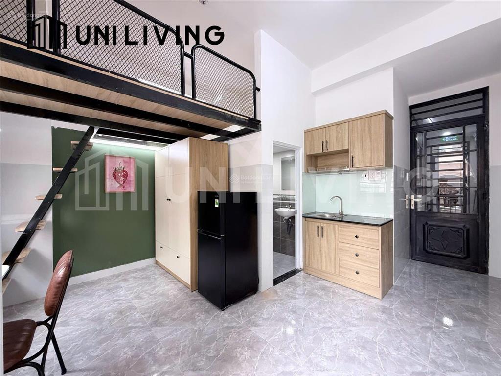 Cho thuê chdv duplex ban công full nội thất mới 100%, thuận tiện di chuyển các quận