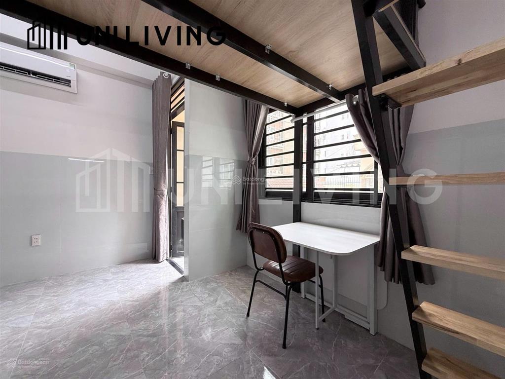 Cho thuê chdv duplex ban công full nội thất mới 100%, thuận tiện di chuyển các quận