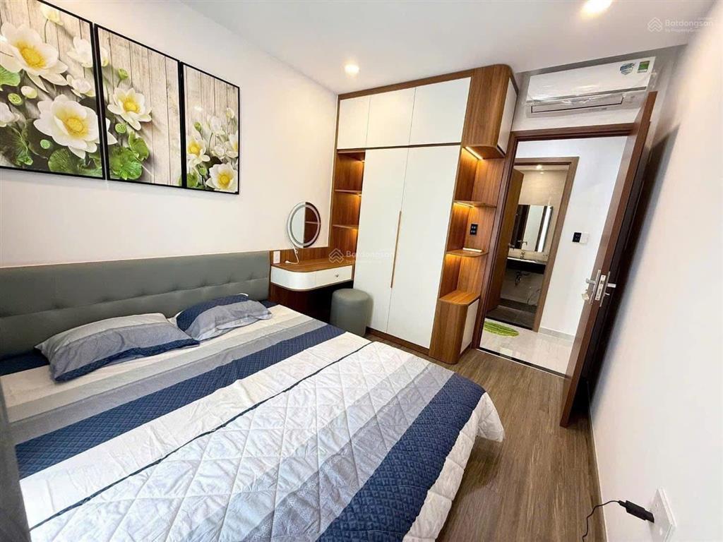 Tìm chủ mới cho căn hộ đẹp tại screc tower, 76m2, 2pn, 2wc, nhiều tiện ích, tầng trung  shr