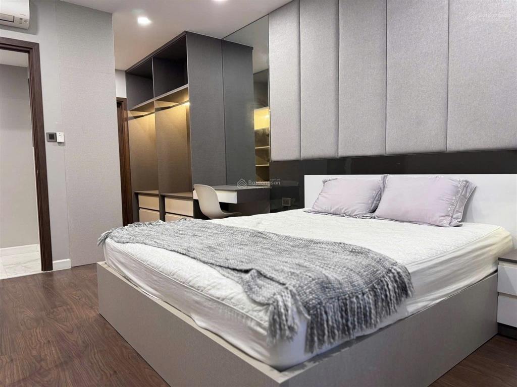 Bán cc wilton tower, 68m2, 2pn, 2wc tại phường 25, quận bình thạnh  shr, full nội thất