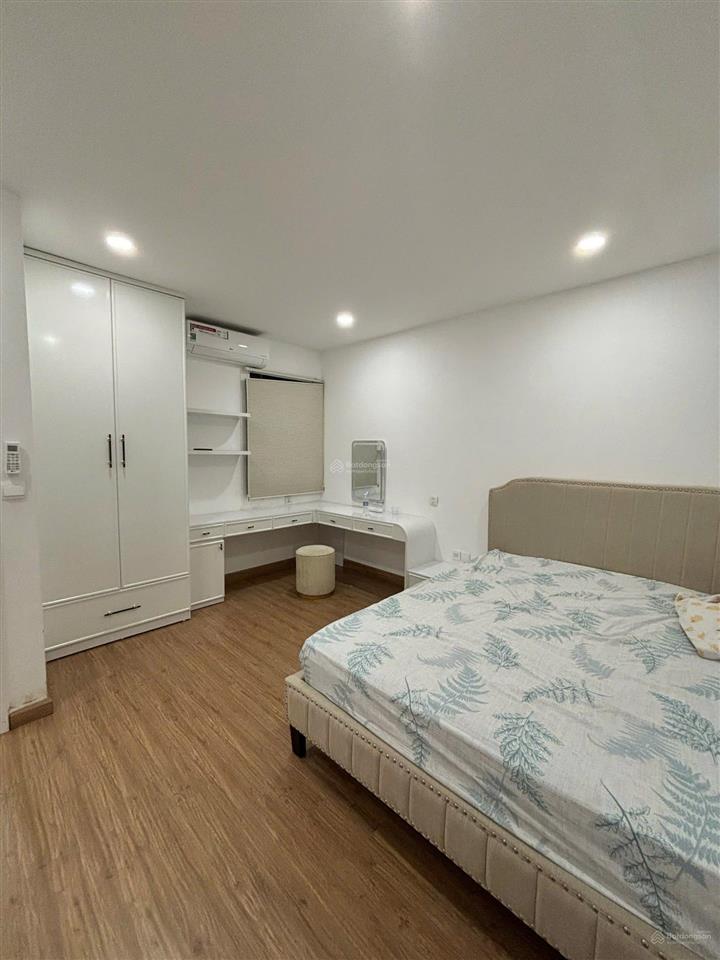 Đón sóng thị trường , chưa tới 100tr/m2 cho căn hộ cc 3n tại paragon tower, duy tân , cg