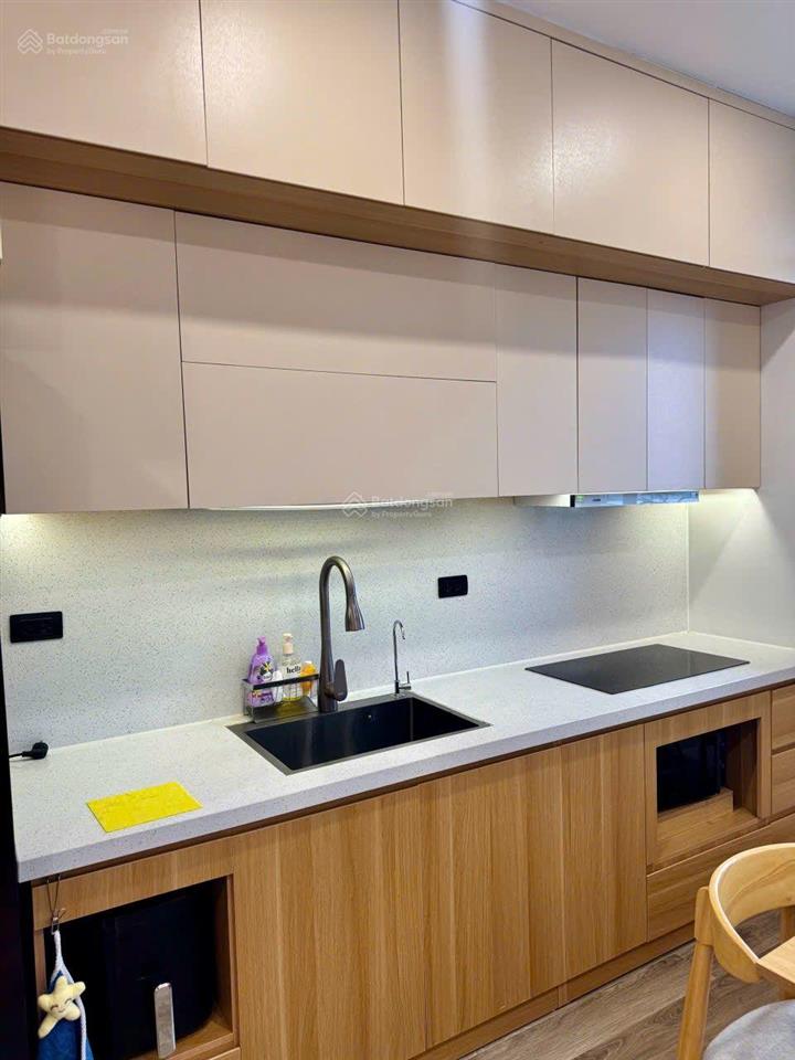 Em bán cc 2n , dt 70m2, giá 5,6 tỷ tại trần quý kiên, cầu giấy, hà nội