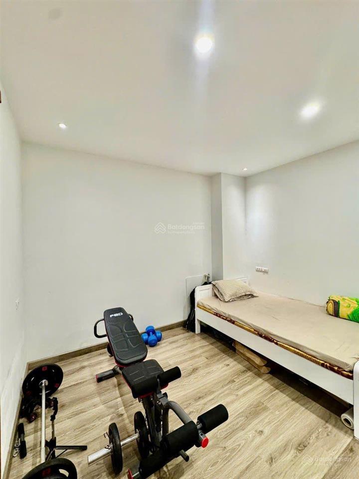 Em bán cc 2n , dt 70m2, giá 5,6 tỷ tại trần quý kiên, cầu giấy, hà nội