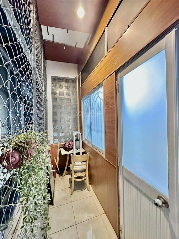 Bán nhà sân bay p2 tân bình nhỉnh 5tỷ 53m2 (5x11) 4pn (pn trệt)? hẻm 3m sát mặt tiền dòng tiền 25tr