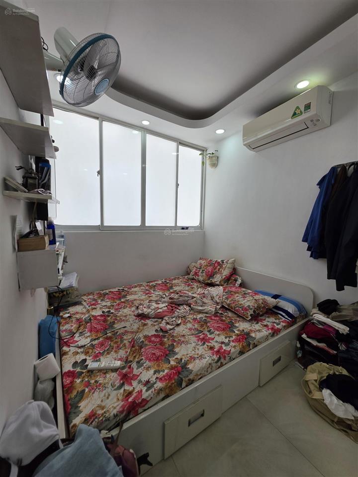 Chỉ 4.xđ, bán nhà 5tầng đúc thật, trước nhà 4m, sát mt quận 10 hòa hảo, kế bv chợ rẫy mới ở liền
