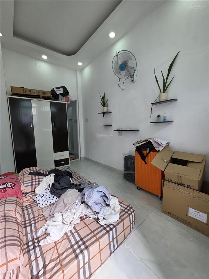 Chỉ 4.xđ, bán nhà 5tầng đúc thật, trước nhà 4m, sát mt quận 10 hòa hảo, kế bv chợ rẫy mới ở liền