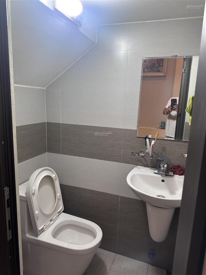 Cần bán gấp  nhà đẹp phương lưu  3 tầng độc lập 60m2  ngõ ô tô  giá 4,79 tỷ
